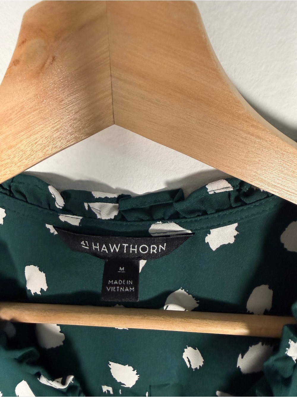 41 Hawthorn Dark Green Dot Short Sleeve Blouse - Picture 2 of 3